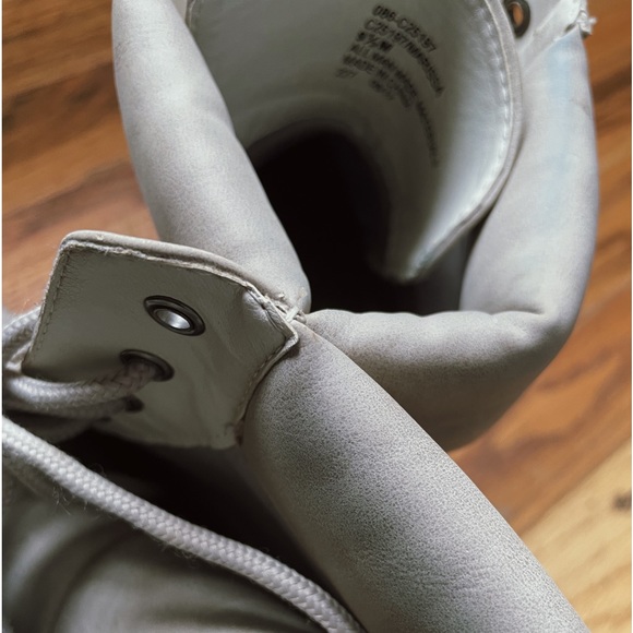 Cliffs by White Mountain Durable Boots - Picture 5 of 9